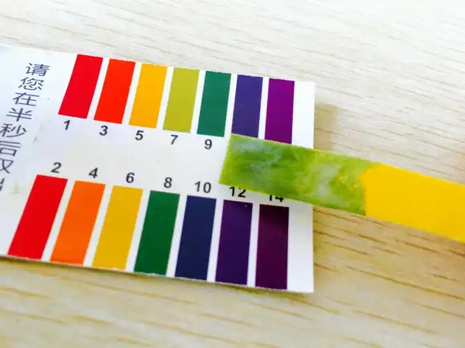 What is the pH value of sodium cyanide, and how does it differ from sodium chloride?
