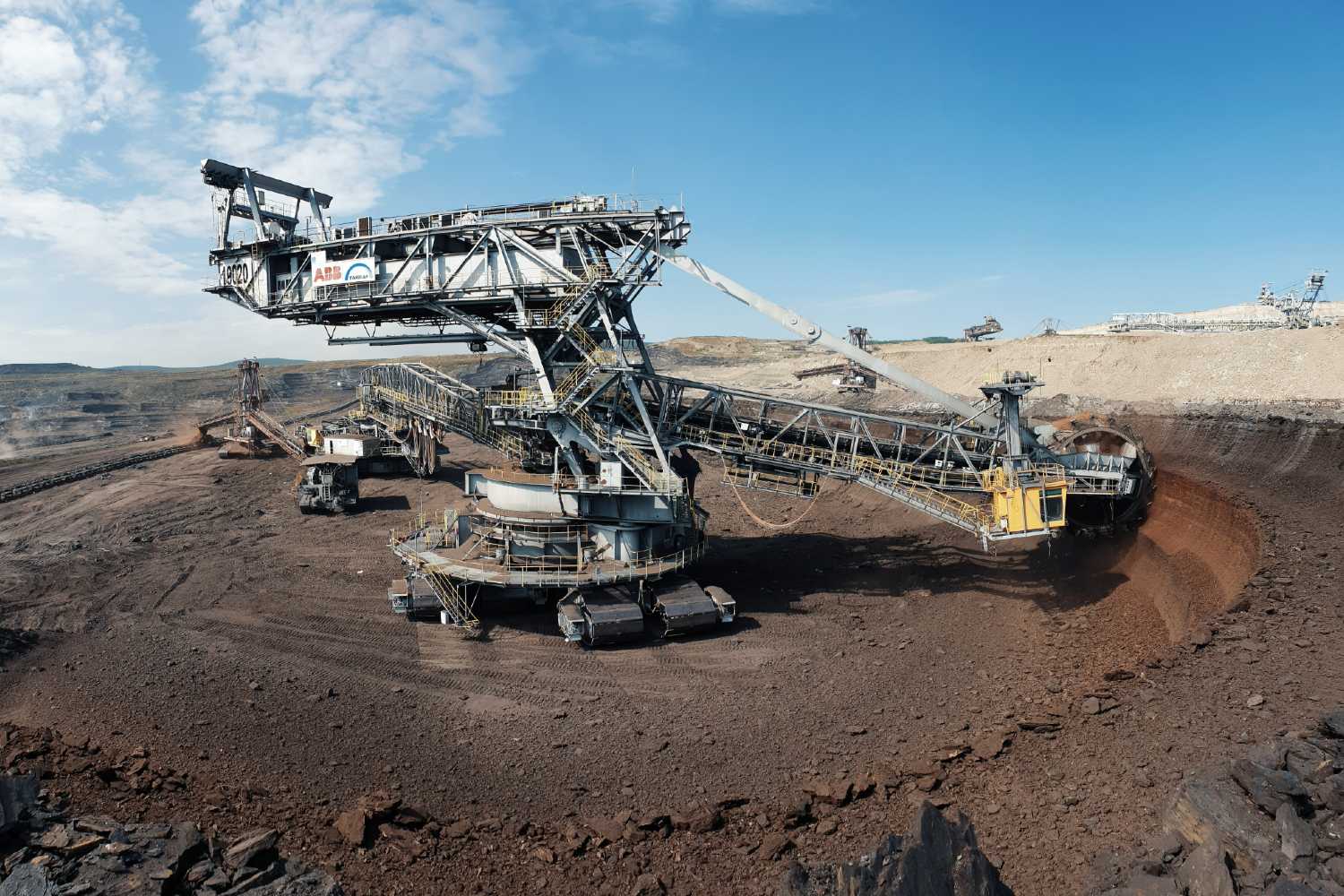 Optimizing Gold Extraction in Sudan: High-Yield AuCyan™ NaCN, AuCarb™ & AuLeach™ via Port Sudan